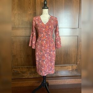 1222 Gilli Orange Pink Bell Sleeve V-Neck Sheath Dress with Bell Sleeves